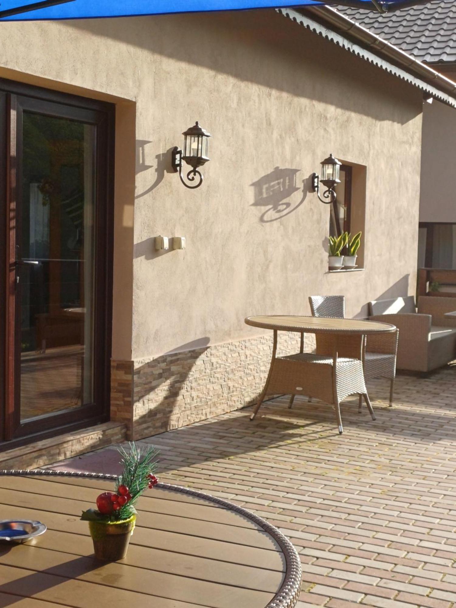 Apartament Casa Radu Novaci-Străini Zewnętrze zdjęcie